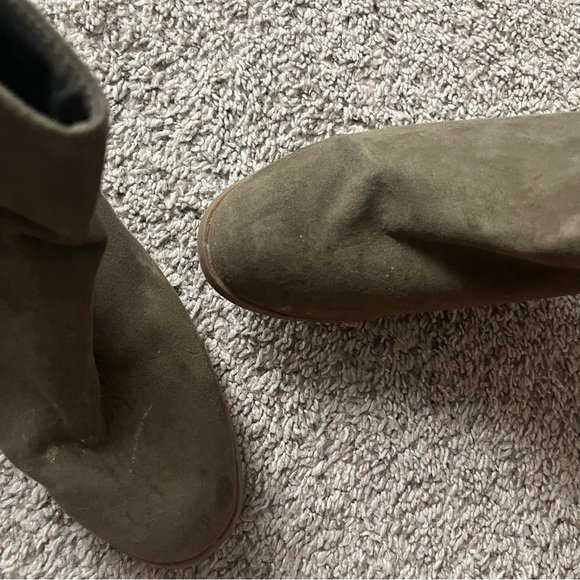 BOOTIES - Picture 7 of 9